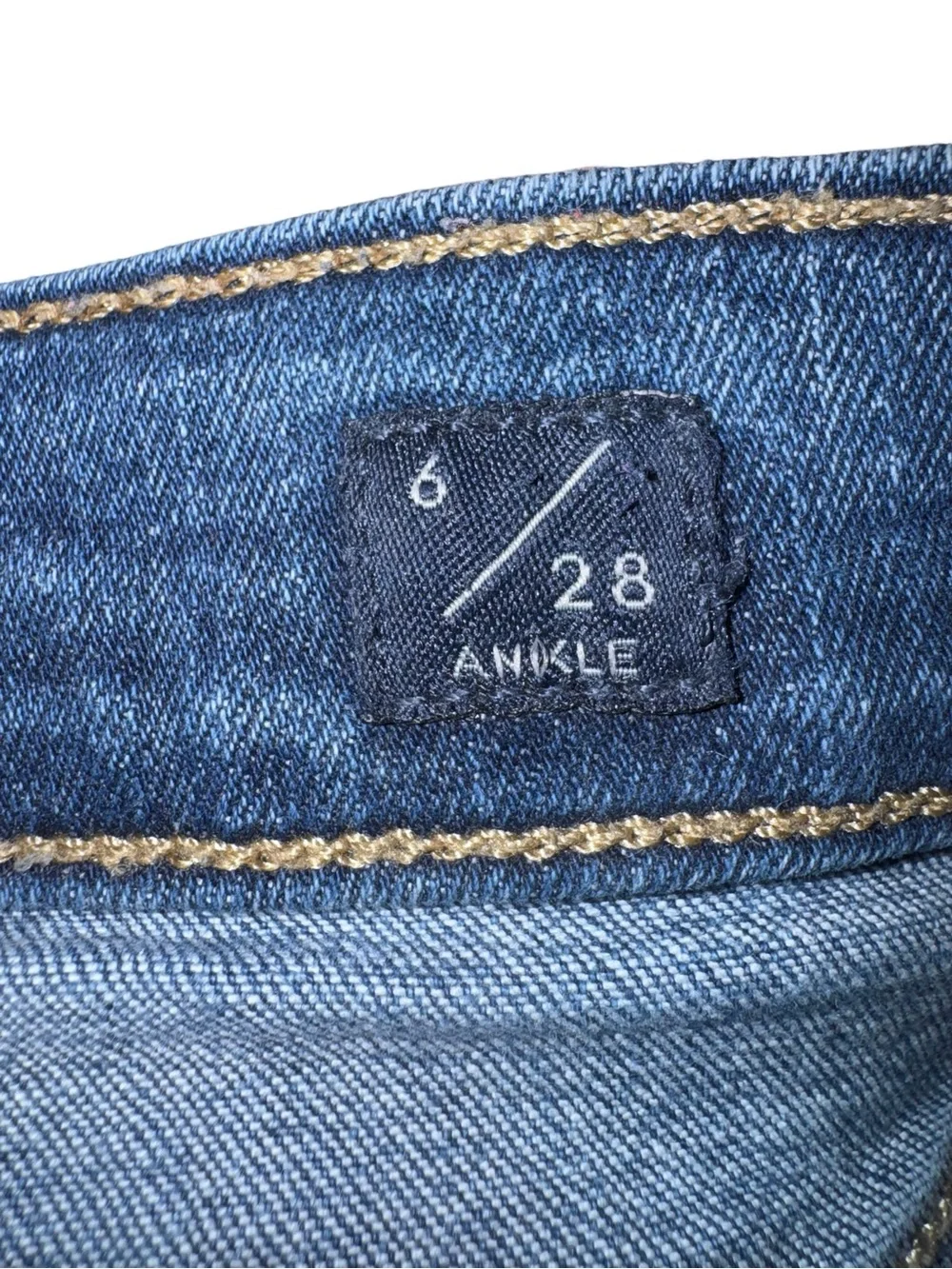 Lucky Brand Women’s Button Fly Ankle Jeans Size 6/28 Blue High Rise Raw Hem - Picture 6 of 8